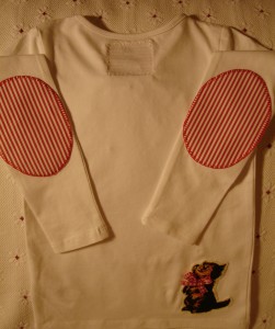 Trasera camiseta clara