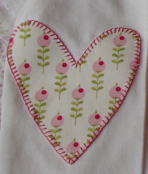 Detalle corazón camiseta peppita pig