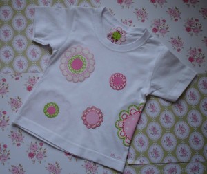 Camiseta flores Lucía 1