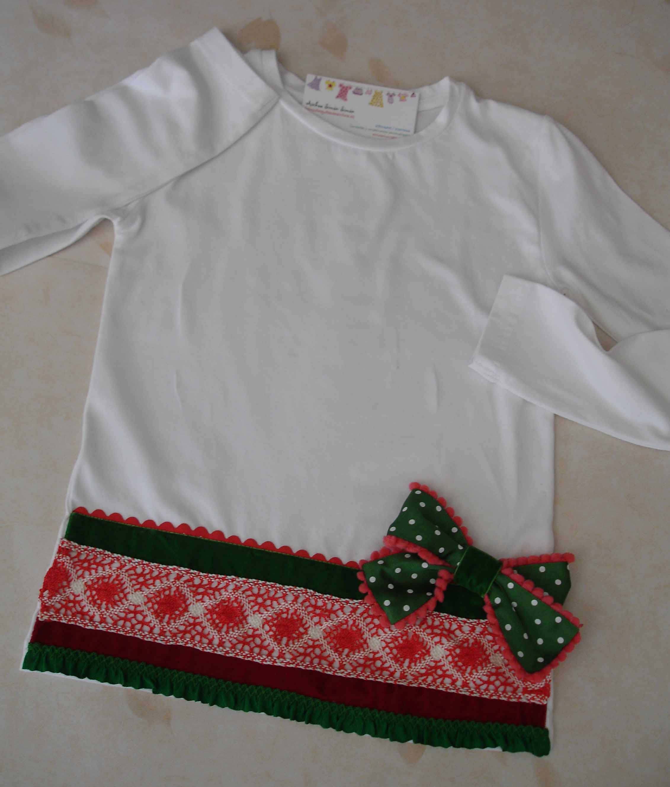 Camiseta coral y verde 2