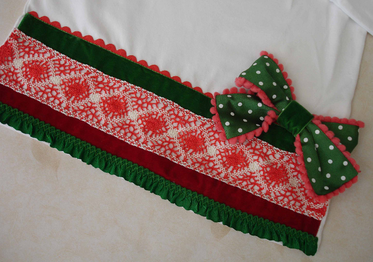 Camiseta coral y verde 4