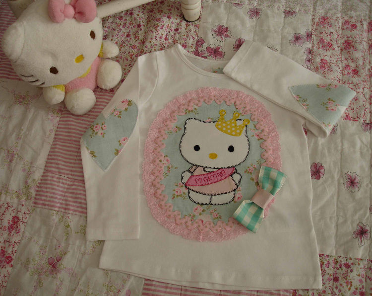 Camiseta Hello Kytti 2