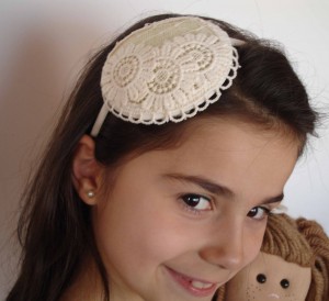 tocado flores guipur Jimena 5