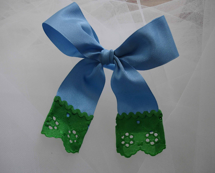 Lazo azul y verde