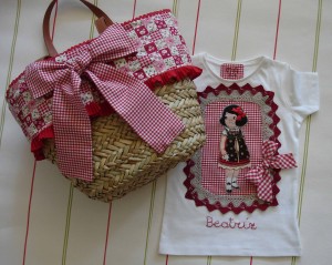 Camisetas Beatría muñequita y capazo 3