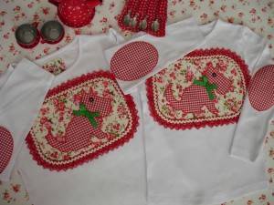 Camisetas Marta y Ana. Perritos rojos 1