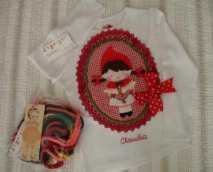 Camisetas Claudia. Caperucita Roja 1