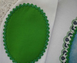 Camiseta Gorjuss en verde 3