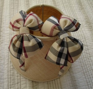 Diademas y coleteros Burberry 3