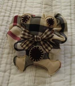 Diademas y coleteros Burberry 4