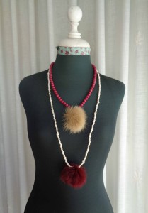 Collares pompom pelo 2