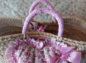 Capazo corazón rosa 2